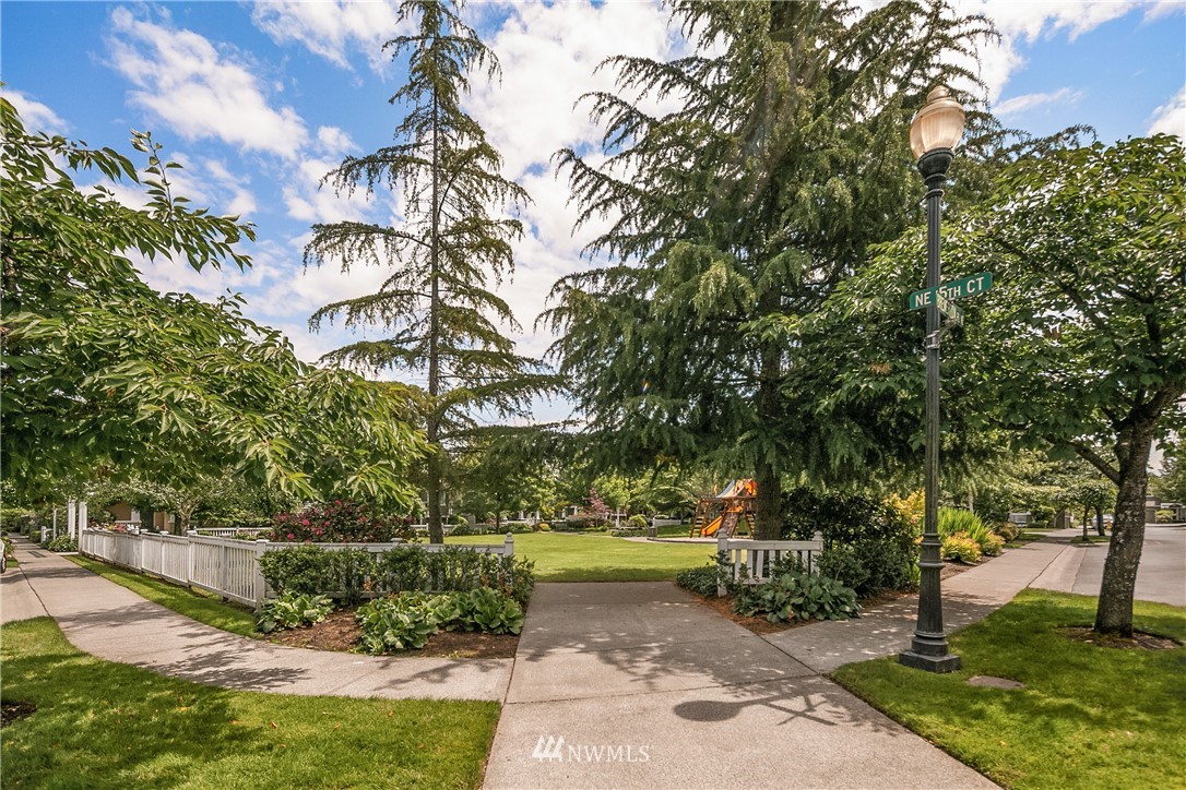 563 Bremerton Place Northeast Renton, WA 98059 - Photo 21 of 22 Gallery Image 21