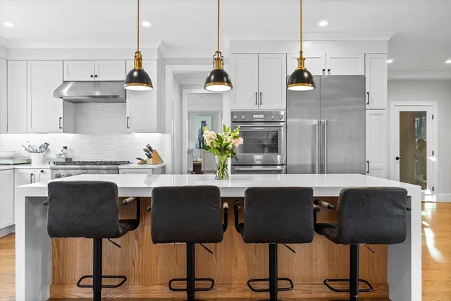 $2,749,000 | 547 Webster Street, Needham, MA 02494