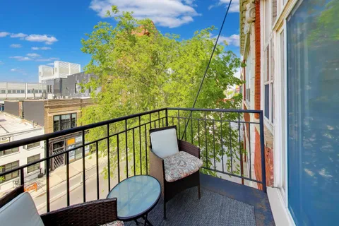 $499,000 | 1907 North Milwaukee Avenue, Unit 306, Chicago, IL 60647