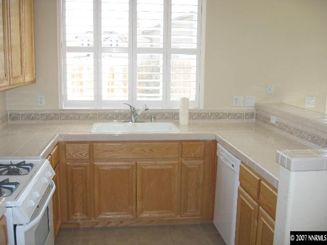 10582 Moss Wood Court Reno, NV 89521 - Photo 4 of 5 Photo 4