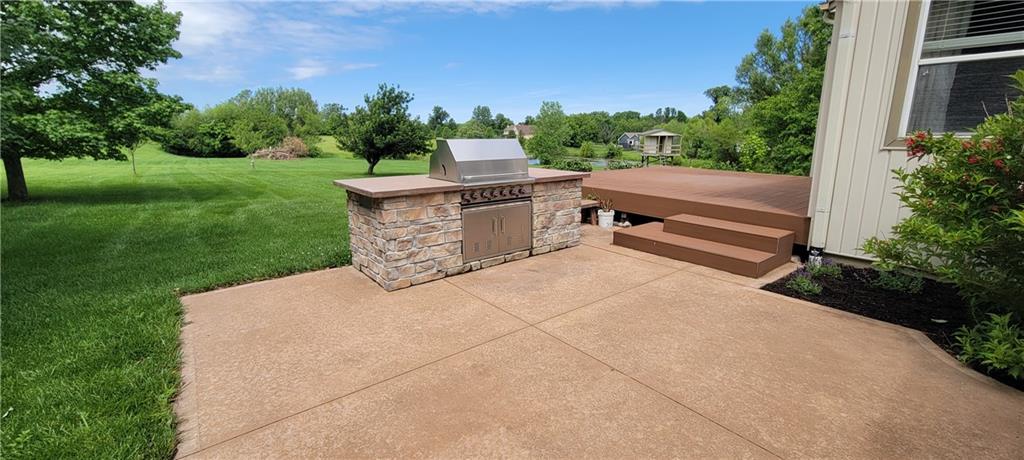 1010 North Prairie Lane Raymore, MO 64083 - Photo 14 of 56