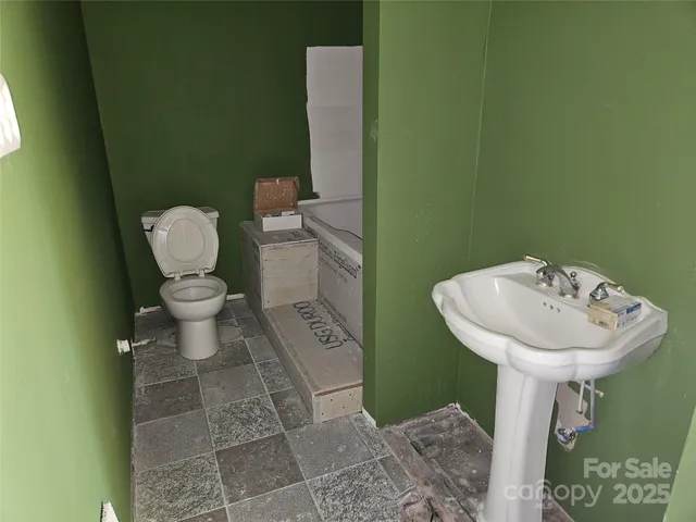 $205,000 | 5105 North Main Street, Columbia, SC 29203