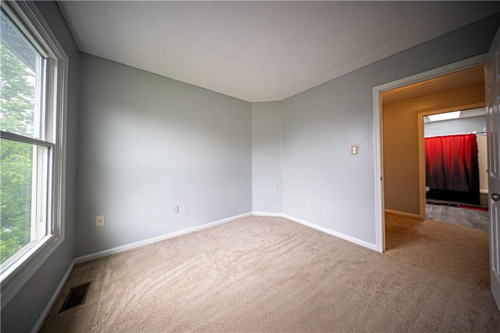 341 Indian Ridge Drive Coraopolis, PA 15108 - Photo 11 of 28 Gallery Image 11