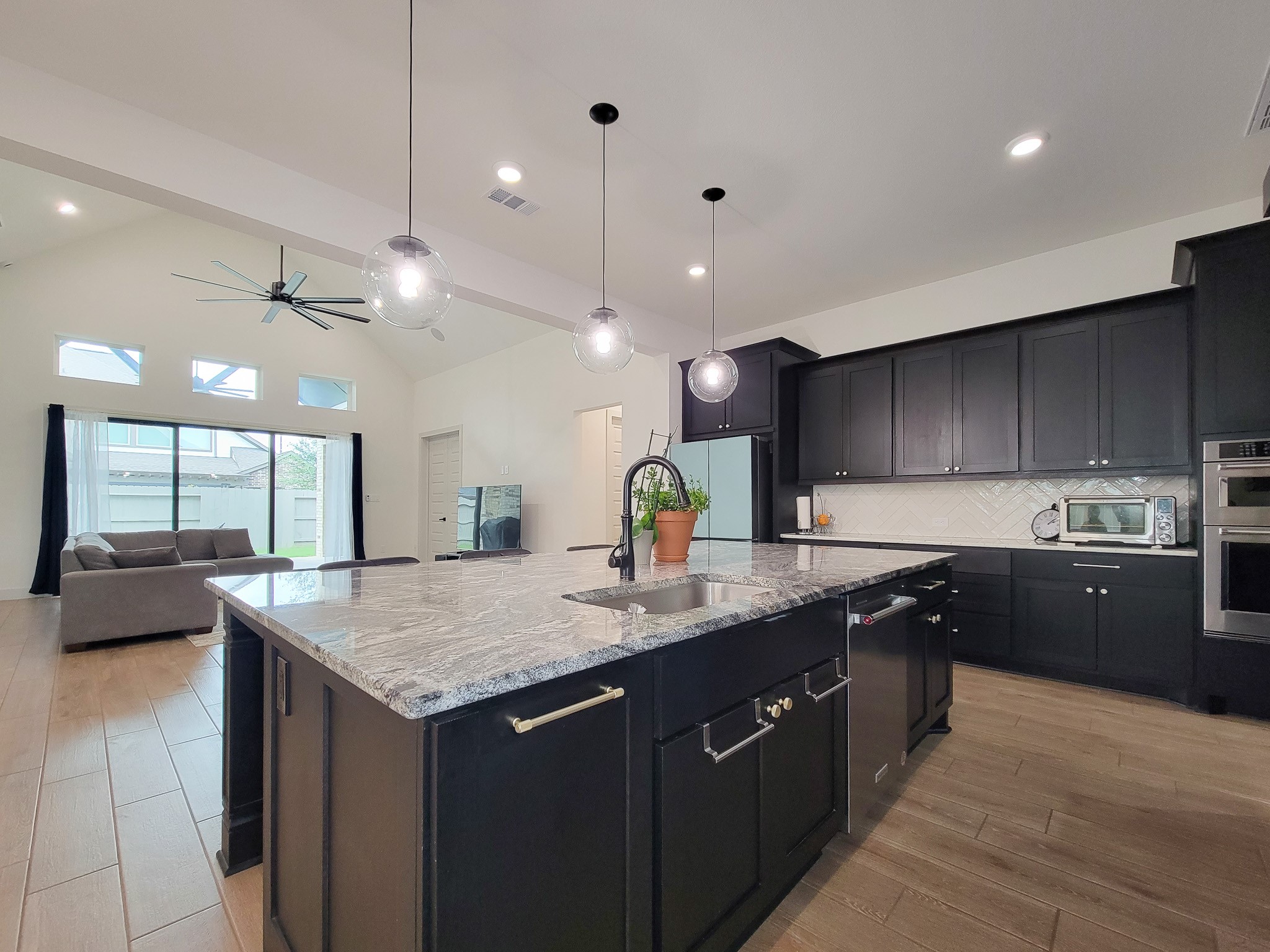 5023 Golden Peach Road Manvel, TX 77578 - Photo 13 of 50