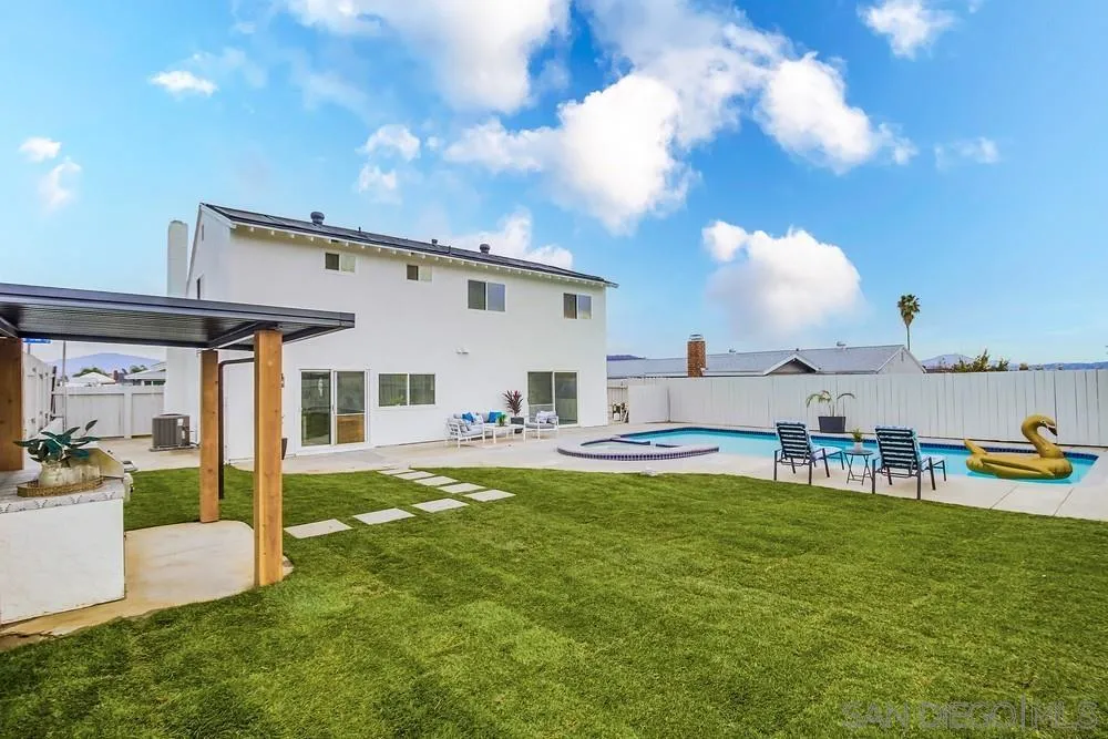 10154 Gem Tree Way Santee, CA 92071 - Photo 2 of 2 Gallery Image 2