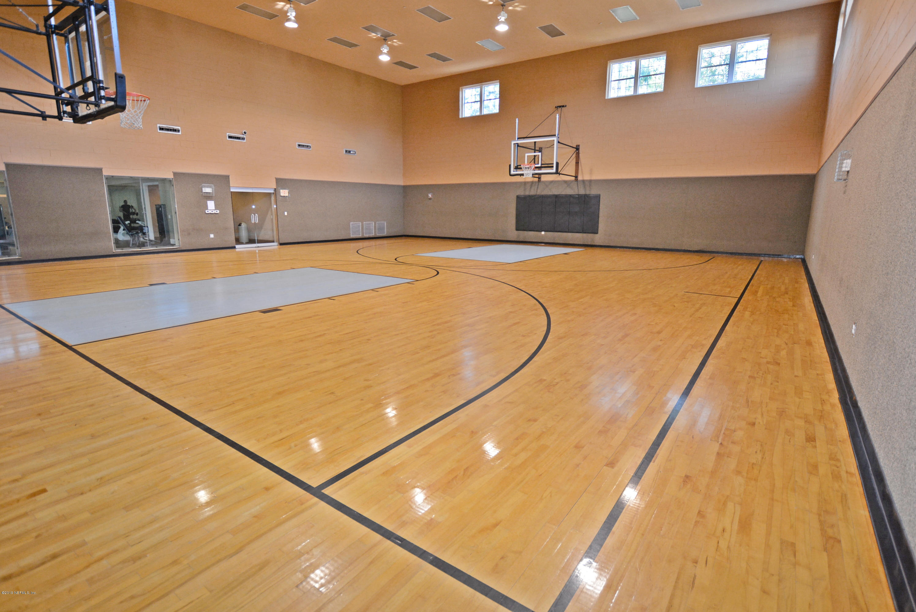 8550 Touchton Road, Unit 124 Jacksonville, FL 32216 - Photo 28 of 36 Indoor basketball court
