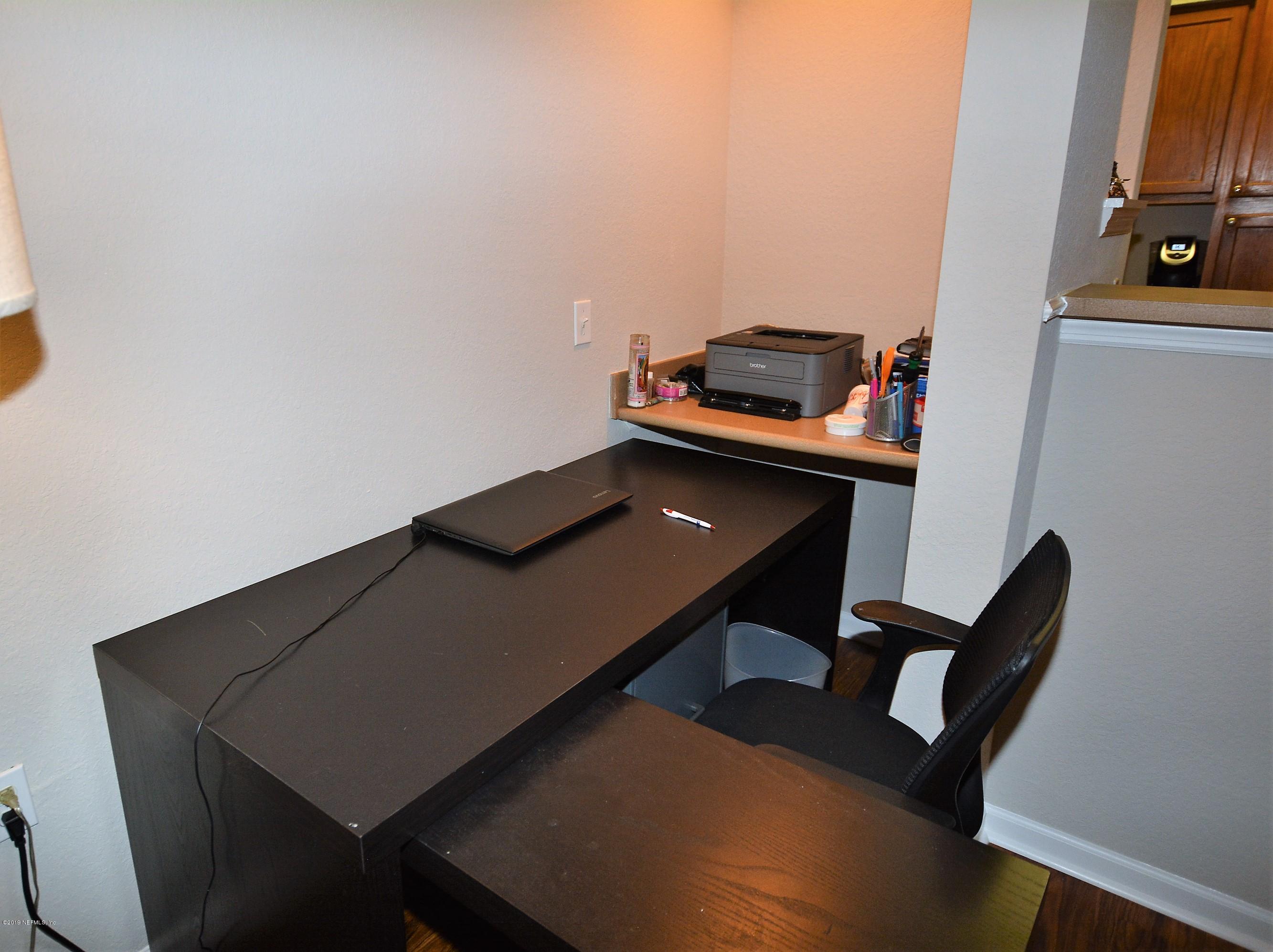 8550 Touchton Road, Unit 124 Jacksonville, FL 32216 - Photo 8 of 36 Corner desk in Family Room