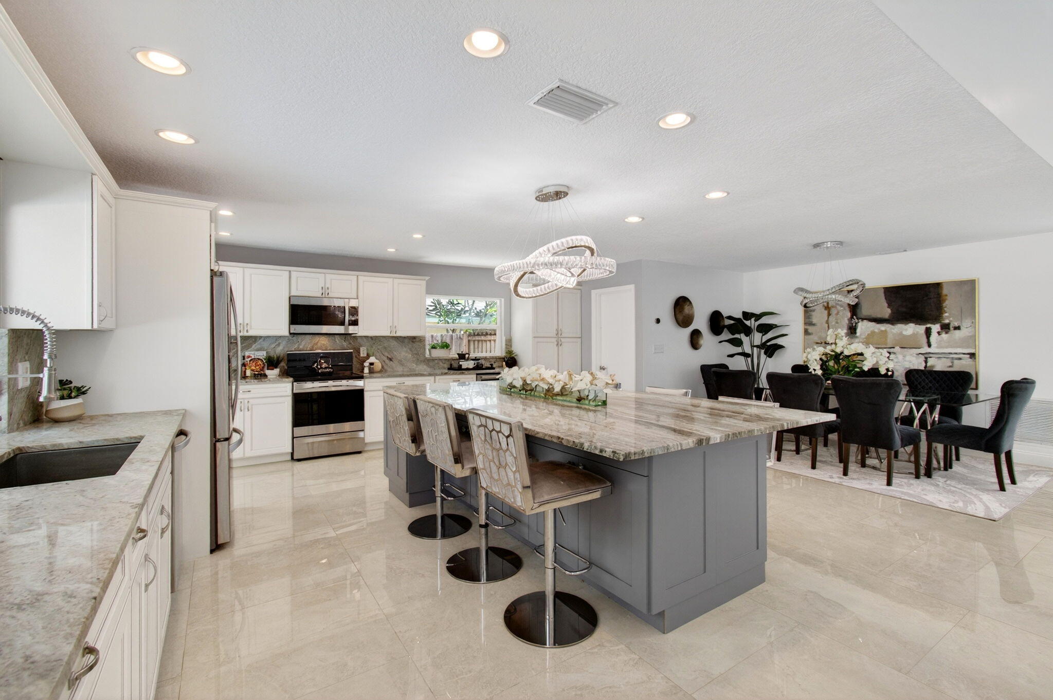 17634 Lake Park Road Boca Raton, FL 33487 - Photo 19 of 67 29-web-or-mls-DSC_6945