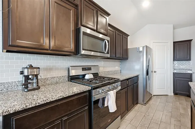 $2,500 | 2224 Myrtle Beach Drive, Fort Worth, TX 76108