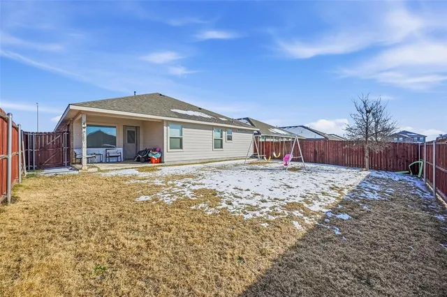 $2,500 | 2224 Myrtle Beach Drive, Fort Worth, TX 76108