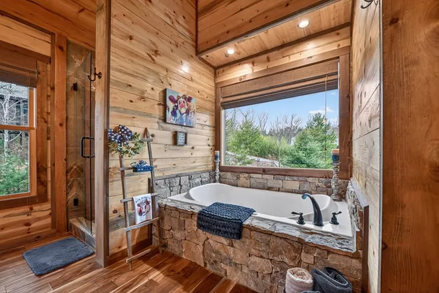 $1,290,000 | 467 Deer Crest Road, Blue Ridge, GA 30513