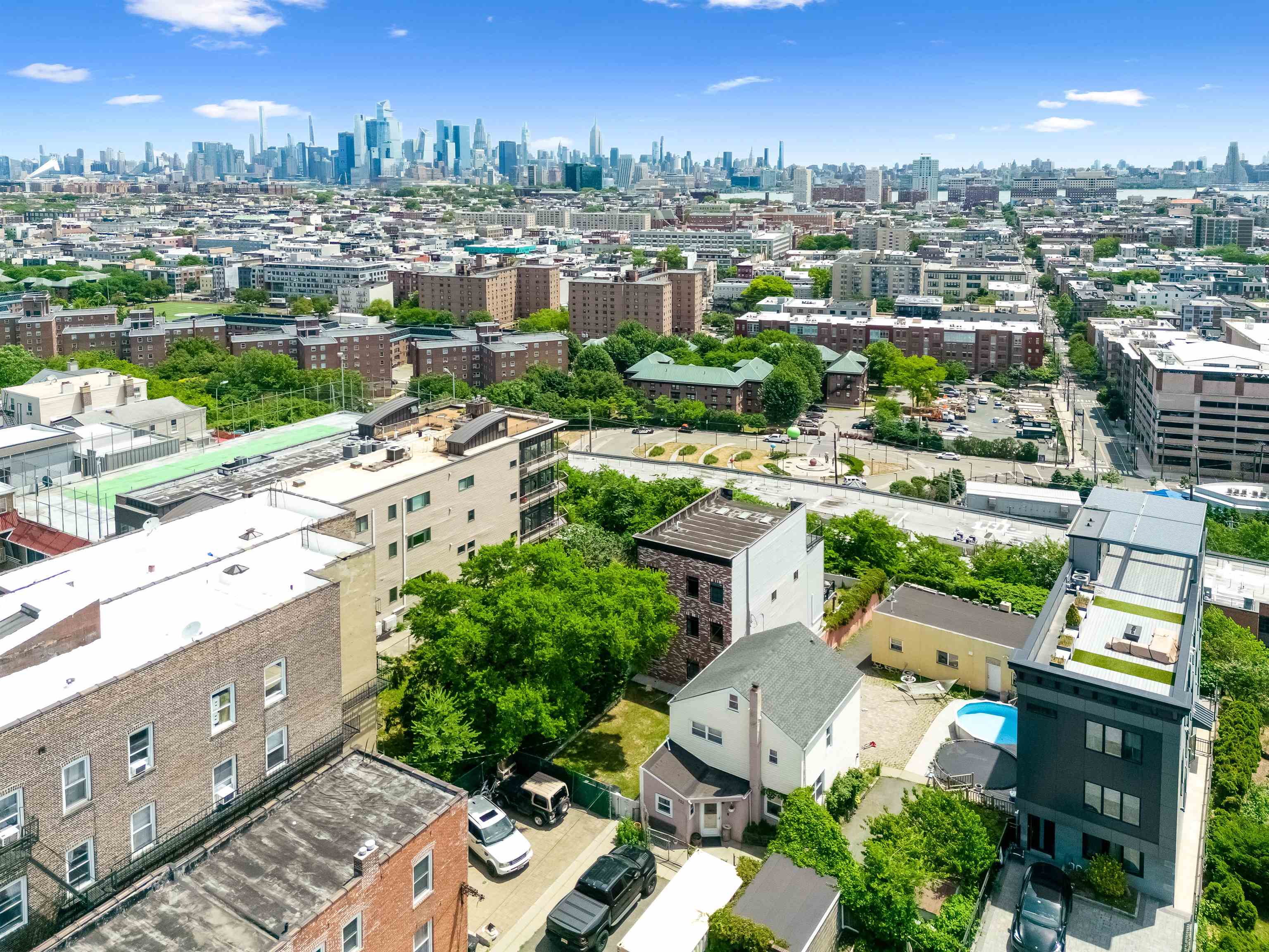107 Mountain Road Jersey City, NJ 07307 - Photo 35 of 41 a view of a city