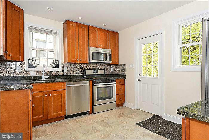 9312 Colesville Road Silver Spring, MD 20901 - Photo 2 of 29 Kitchen