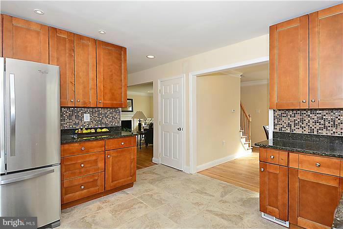 9312 Colesville Road Silver Spring, MD 20901 - Photo 3 of 29 Kitchen