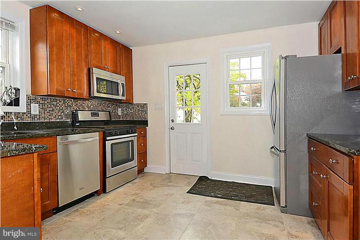 9312 Colesville Road Silver Spring, MD 20901 - Photo 4 of 29 Kitchen