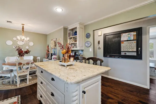 $369,900 | 620 County Road 32900, Paris, TX 75460
