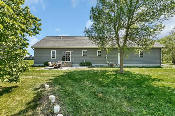 $799,000 | 10448 345th Street, St. Joseph, MN 56374