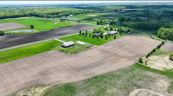 $799,000 | 10448 345th Street, St. Joseph, MN 56374