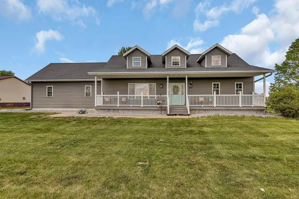 $799,000 | 10448 345th Street, St. Joseph, MN 56374