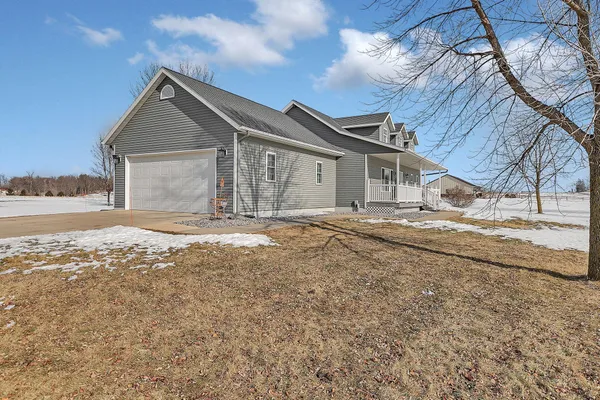 $799,000 | 10448 345th Street, St. Joseph, MN 56374