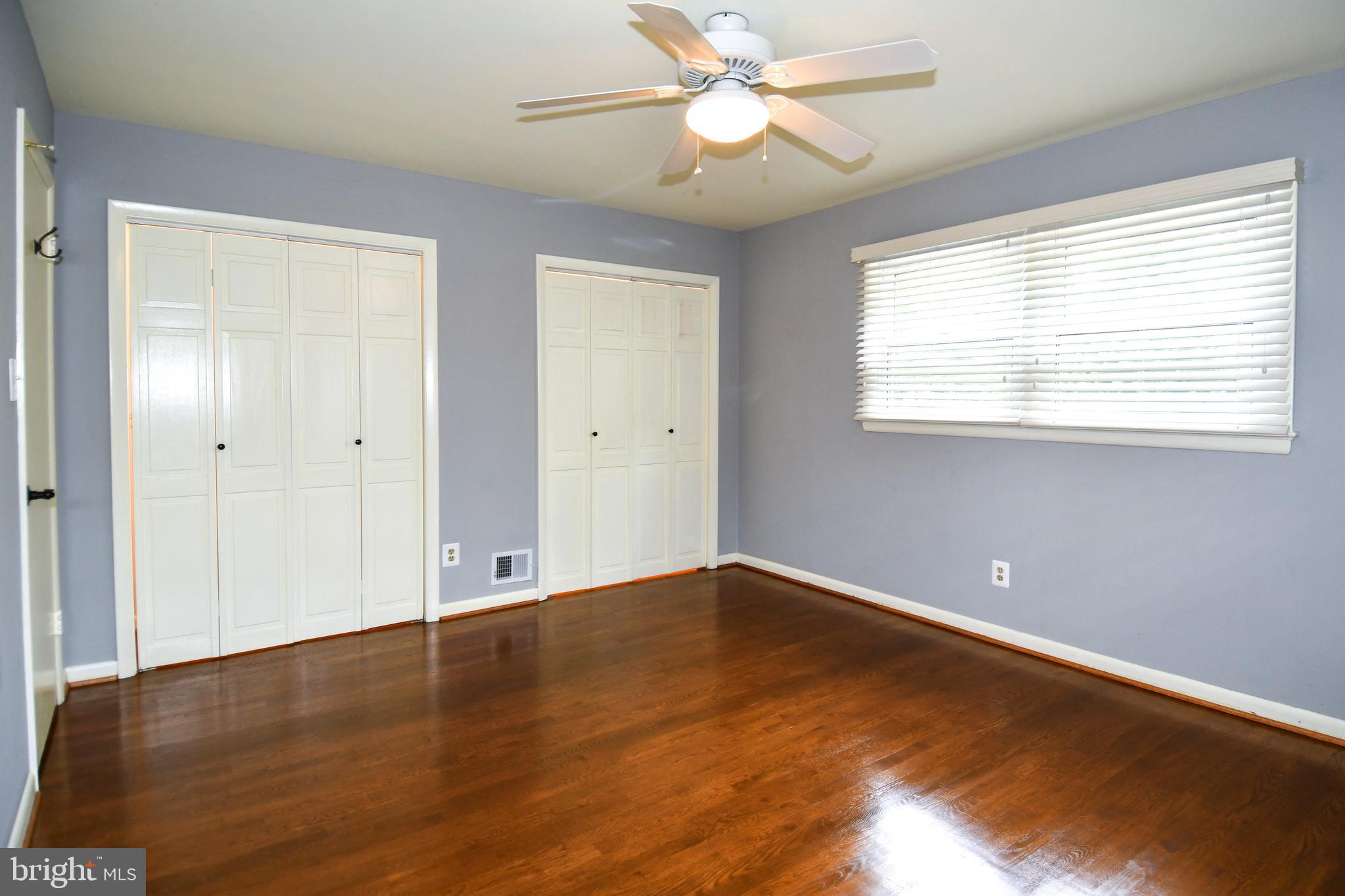 8916 Battery Road Alexandria, VA 22308 - Photo 36 of 53 Primary bedroom with HW floors.