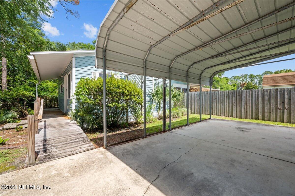 108 Creekside Road Satsuma, FL 32189 - Photo 7 of 40