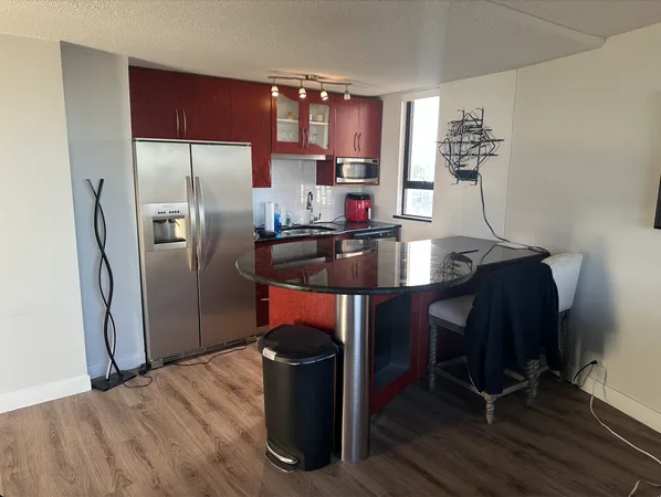 $2,659 | 2 East Oak Street, Unit 3502, Chicago, IL 60611