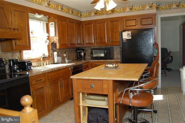 1836 Shelley Road Lancaster, PA 17602 - Photo 11 of 28 Gallery Image 11