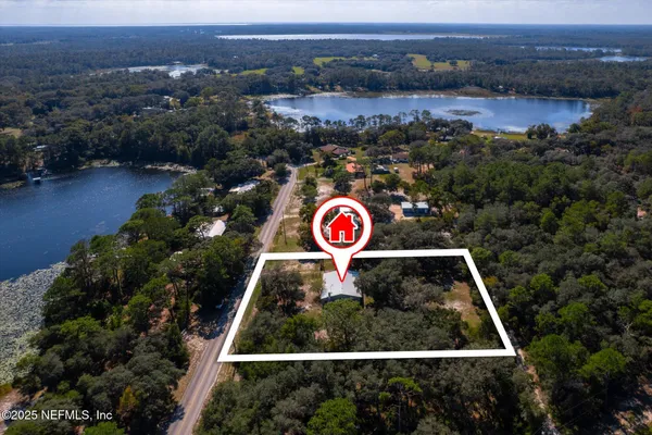 $250,000 | 343 Lake Como Drive, Pomona Park, FL 32181