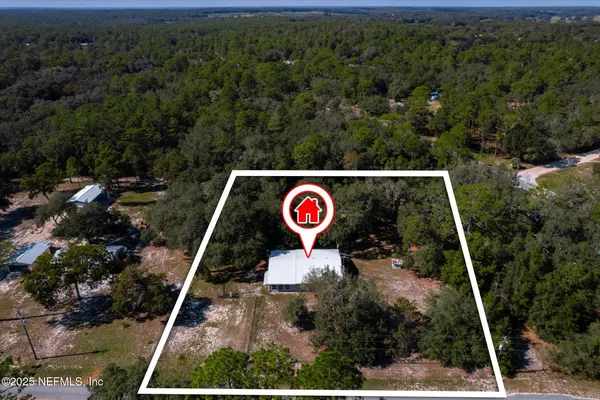 $250,000 | 343 Lake Como Drive, Pomona Park, FL 32181