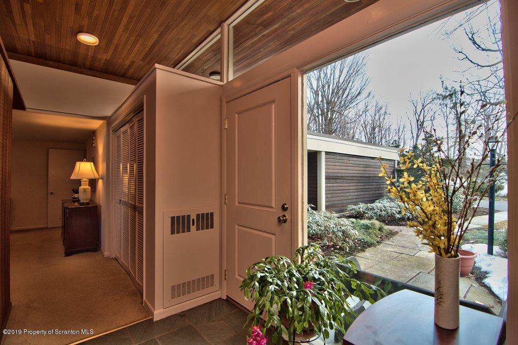 110 Overlook Road Clarks Summit, PA 18411 - Photo 10 of 66 Gallery Image 10
