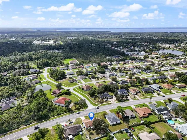 an aerial view of multiple house
