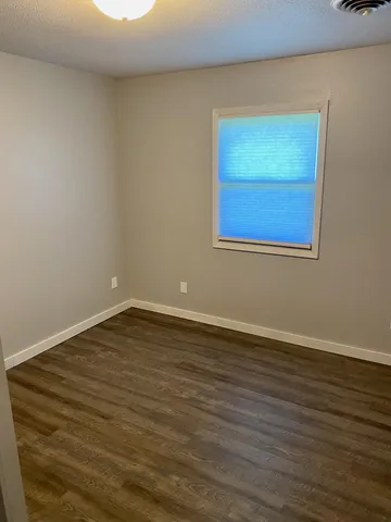 $325,000 | 411 East Broadway Street, Redwood Falls, MN 56283