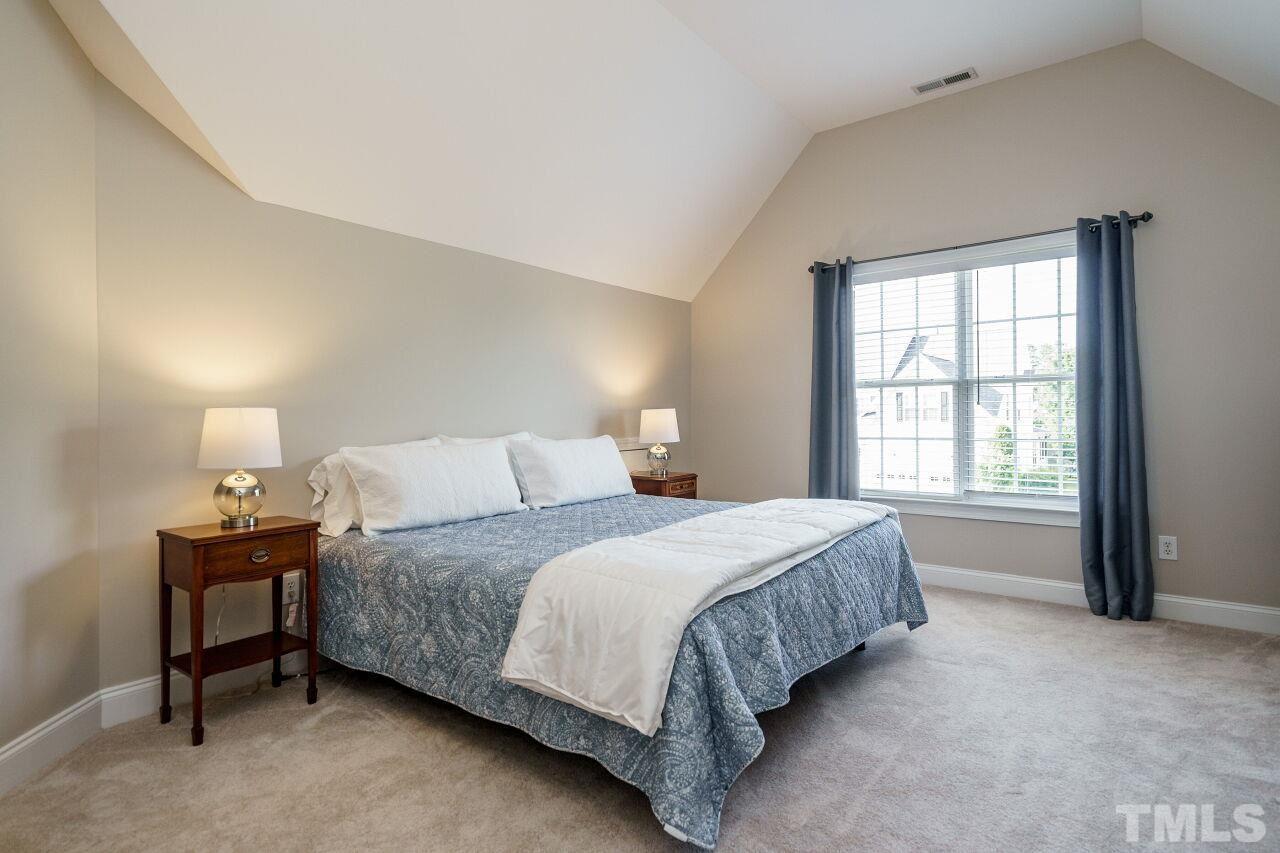 104 Ivyshaw Road Cary, NC 27519 - Photo 20 of 30 Gallery Image 20