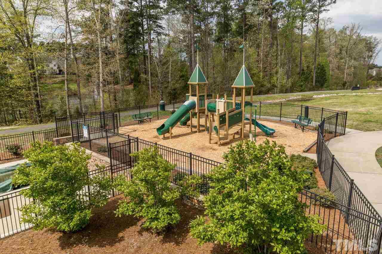 104 Ivyshaw Road Cary, NC 27519 - Photo 30 of 30 Gallery Image 30