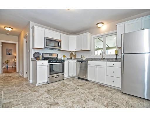 112 Pebble Street Fall River, MA 02721 - Photo 8 of 31