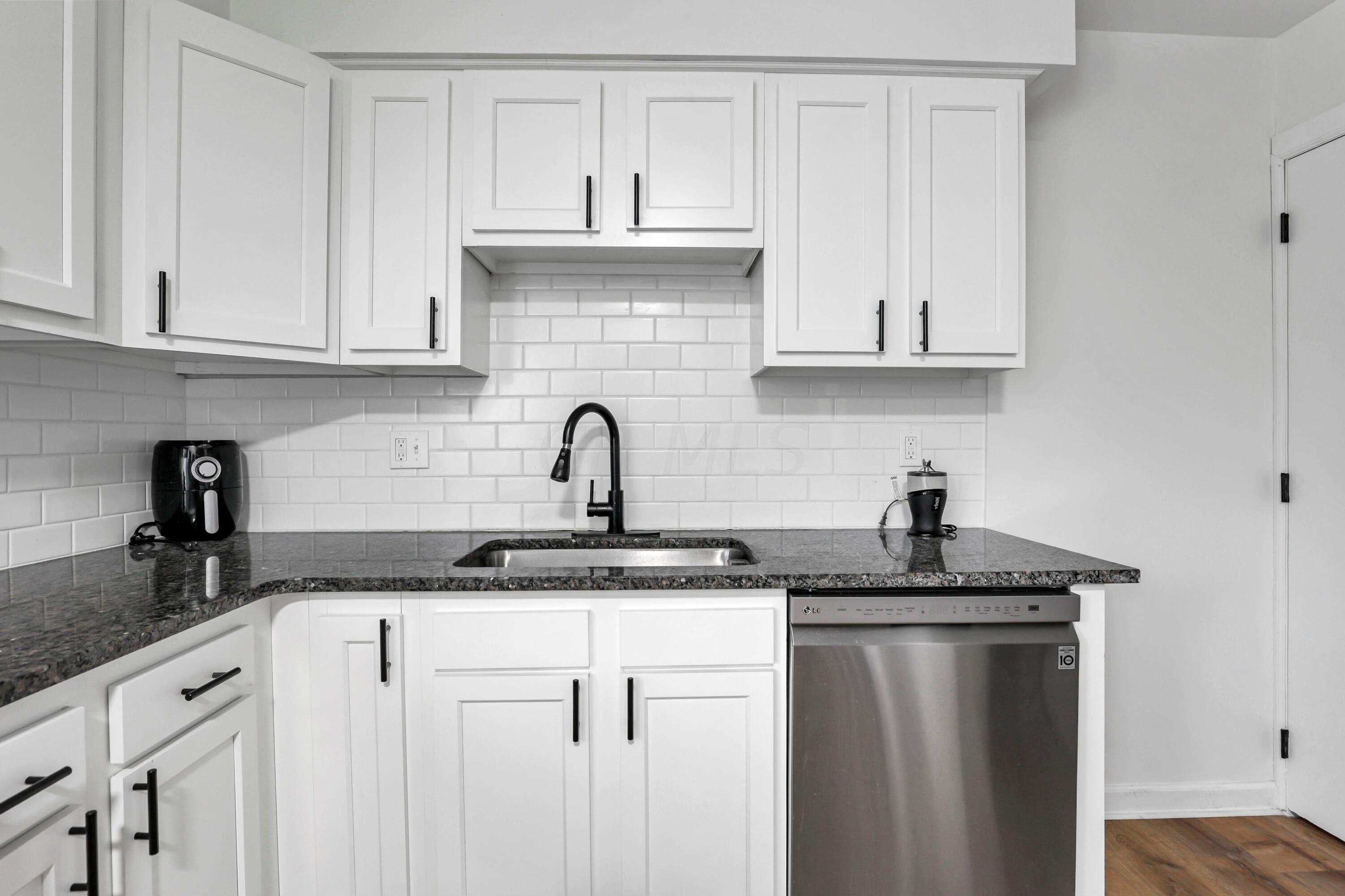 5726 Beechcroft Road, Unit C Columbus, OH 43229 - Photo 6 of 17 Dishwasher
