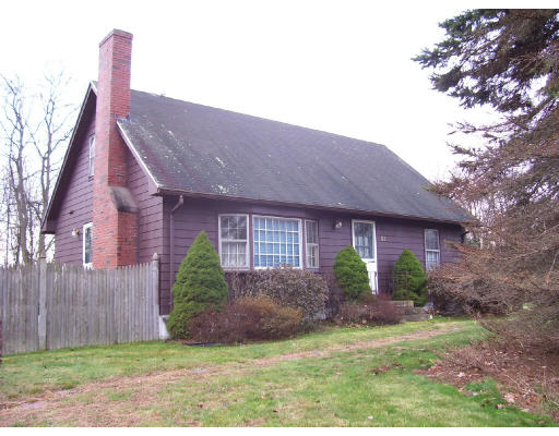 83 Hampden Road East Longmeadow, MA 01028 - Photo 1 of 6 Gallery Image 1