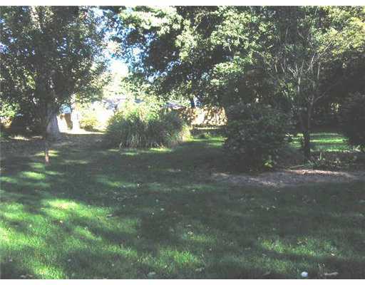 34 Branch Road Warwick, RI 02888 - Photo 2 of 9 Yard/Garden.
