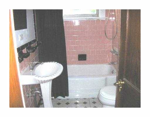 34 Branch Road Warwick, RI 02888 - Photo 3 of 9 Bathroom.