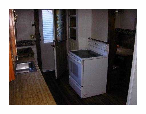 34 Branch Road Warwick, RI 02888 - Photo 7 of 9 Kitchen.