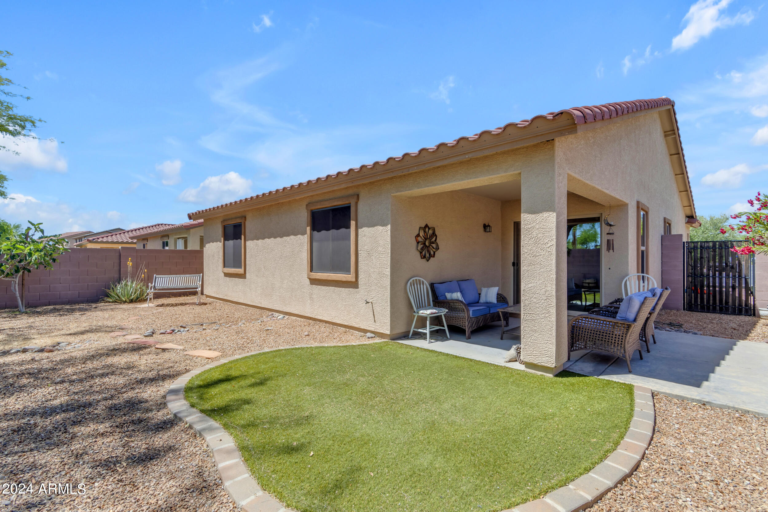 2715 South Conestoga Road Apache Junction, AZ 85119 - Photo 20 of 38 Backyard