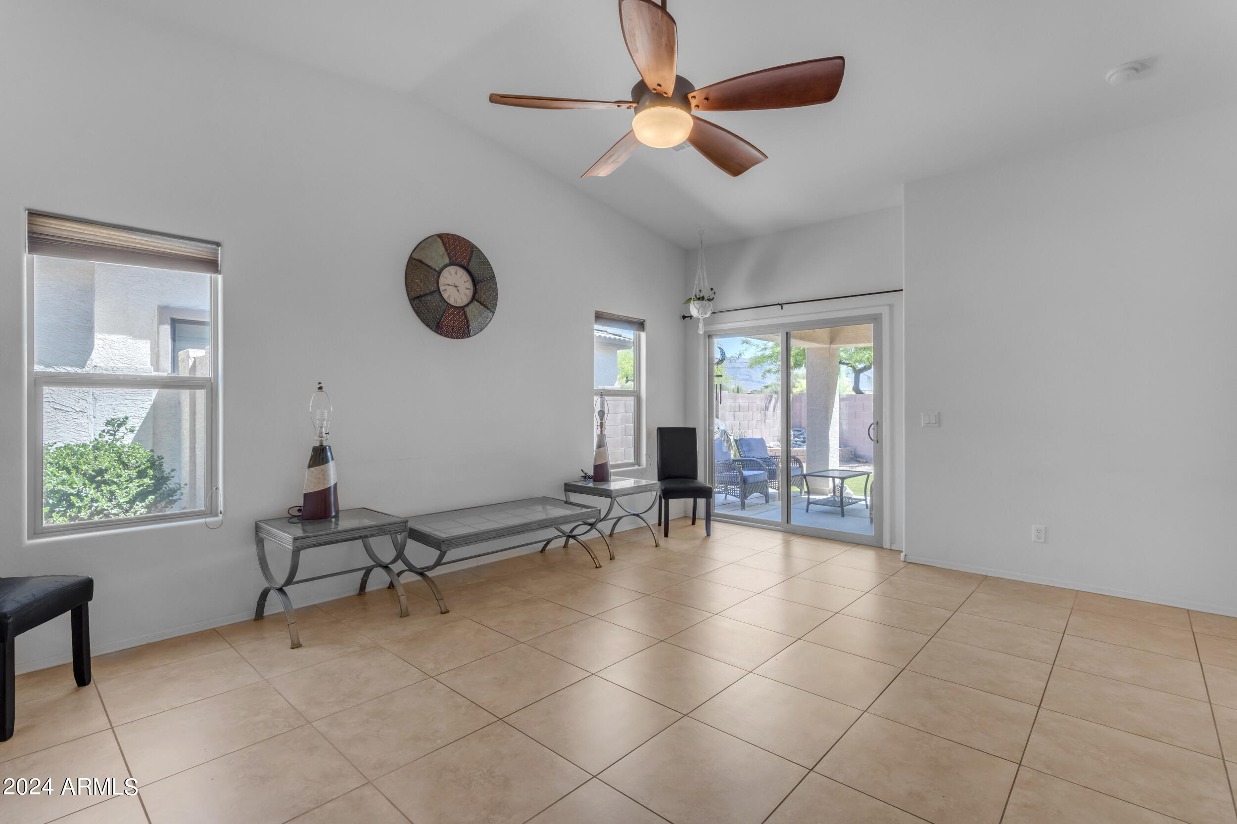 2715 South Conestoga Road Apache Junction, AZ 85119 - Photo 7 of 38 Living Room
