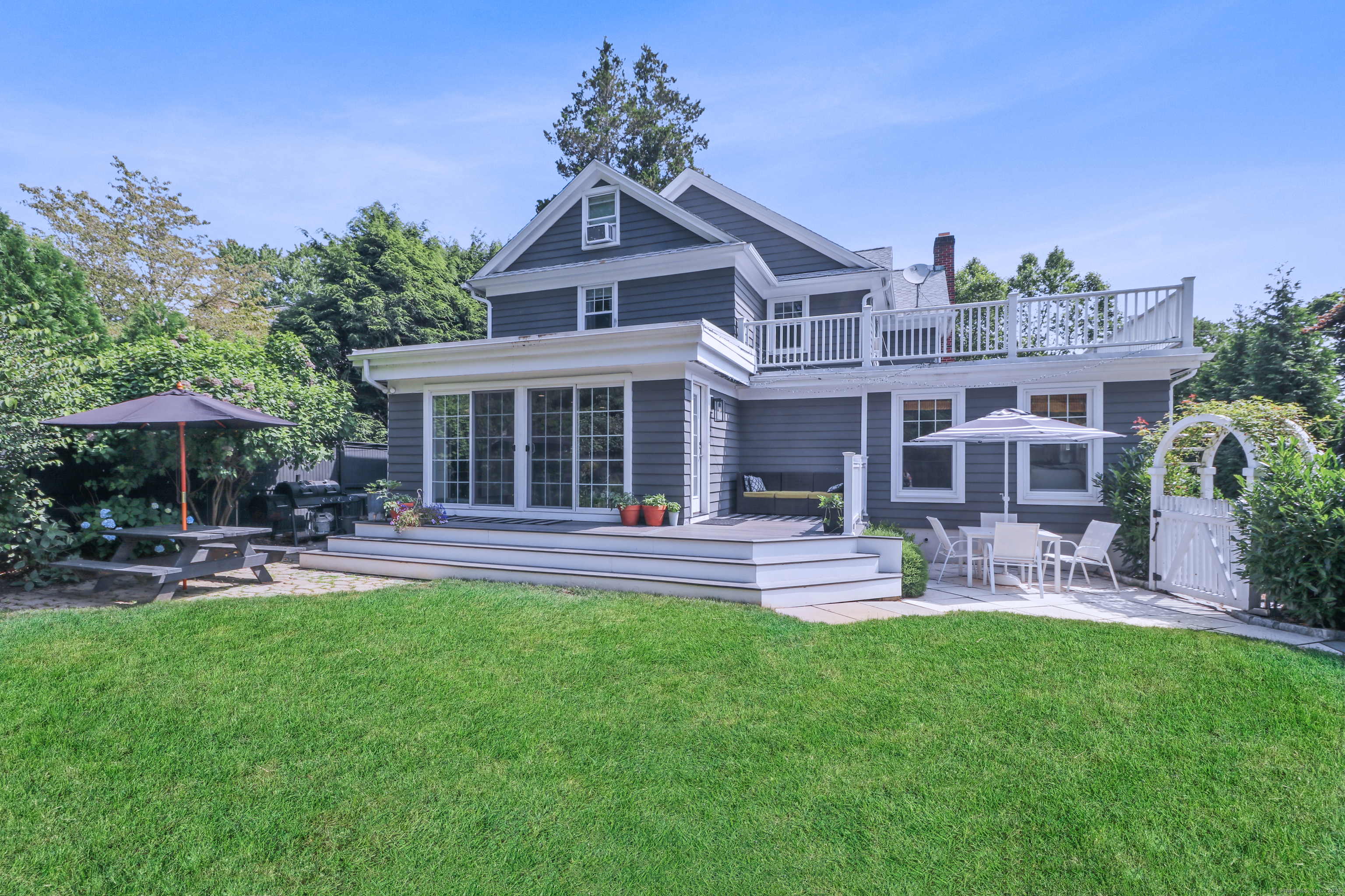 29 Bayberry Road Fairfield, CT 06825 - Photo 1 of 1