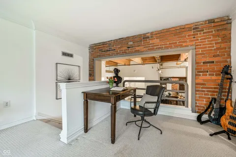 $330,000 | 430 North Park Avenue, Unit 201, Indianapolis, IN 46202