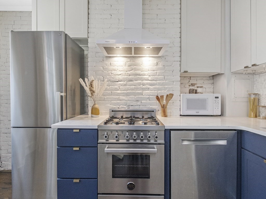 22 East Springfield Street, Unit 3 Boston, MA 02118 - Photo 5 of 31 Gallery Image 5