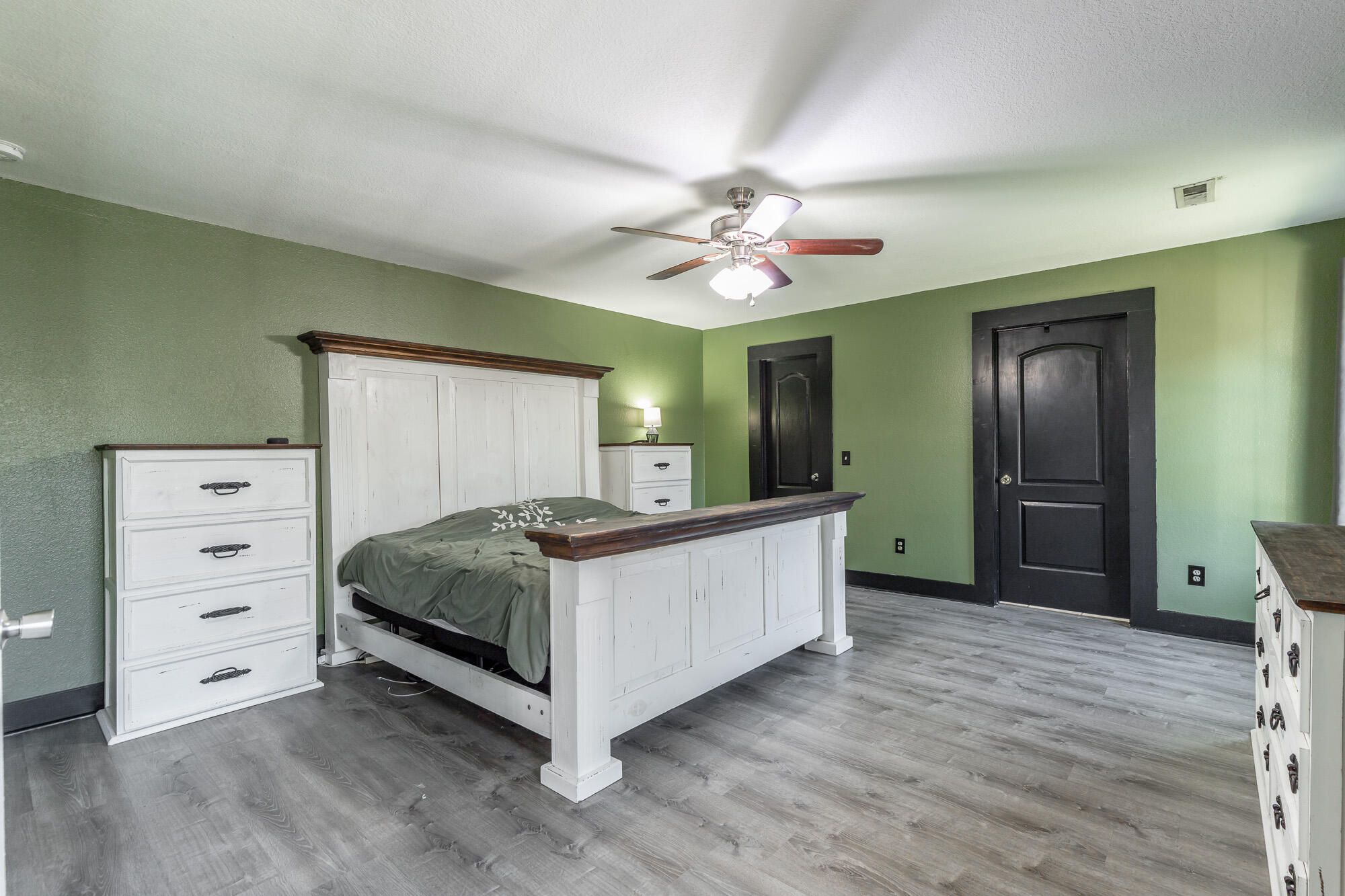 212 Round Tree Drive Rossville, GA 30741 - Photo 15 of 36 Primary Bedroom