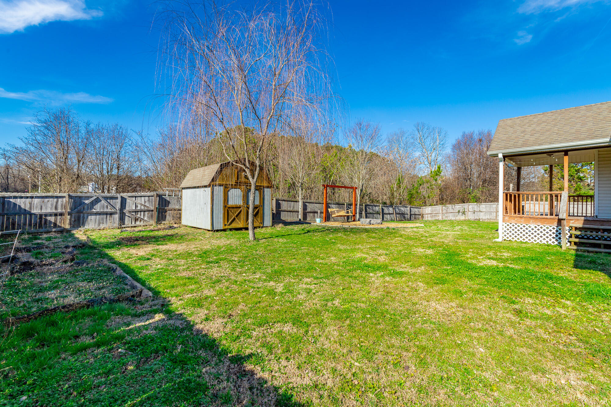 212 Round Tree Drive Rossville, GA 30741 - Photo 2 of 36 Fenced-in Backyard