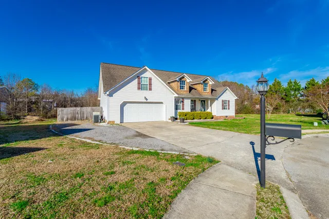 $398,800 | 212 Round Tree Drive, Rossville, GA 30741