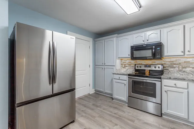 $398,800 | 212 Round Tree Drive, Rossville, GA 30741